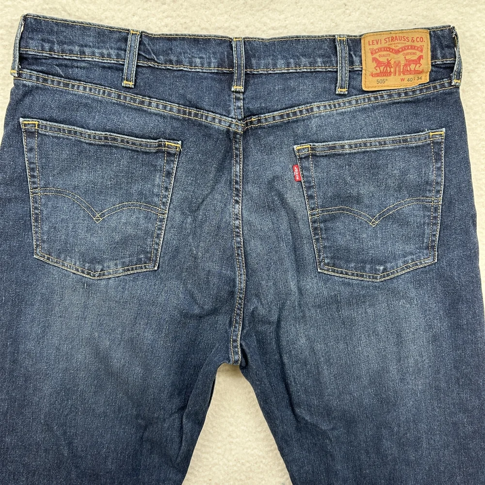 Levis 505 Jeans Mens 40x34 Straight Leg Blue Denim Zip Fly Classic 00505-2540